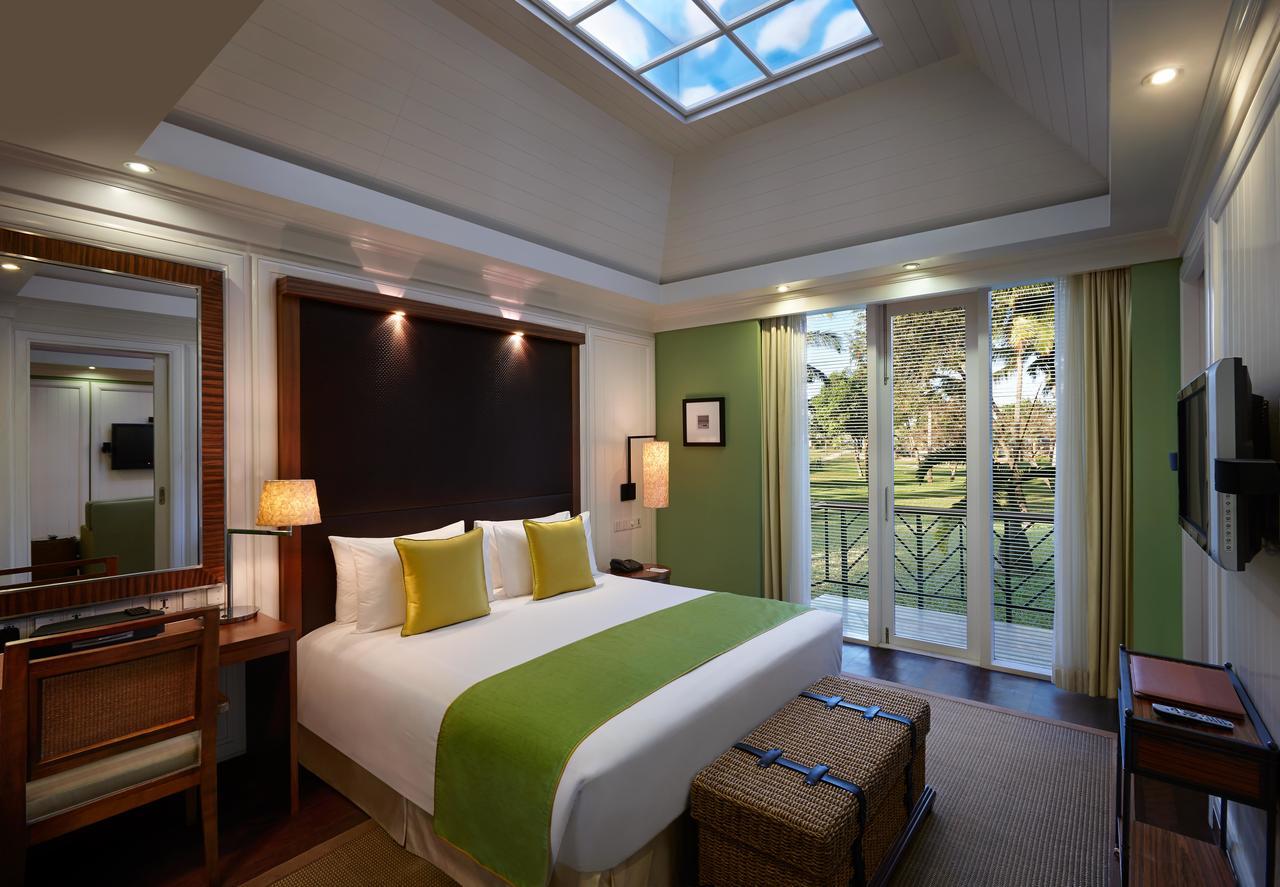 2 Bedroom Presidential Villa round trip airport transfer from Dabolim Airport 30 mins foot massage a couple once during the,1100584494:JPEG