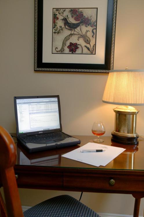 Luxury Queen Room with Balcony,154548020:JPEG