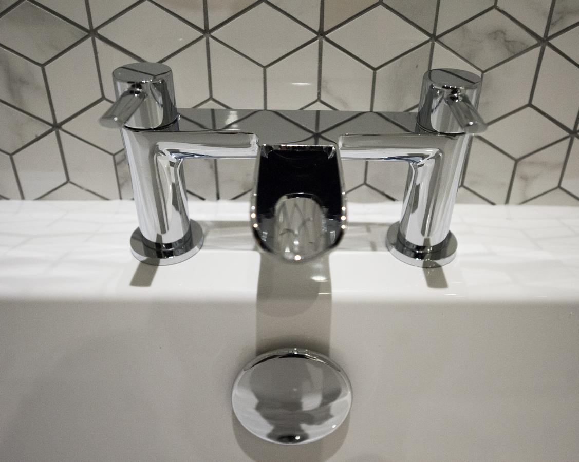 Deluxe Double or Twin Room - Includes Leisure Access,525982935:JPEG