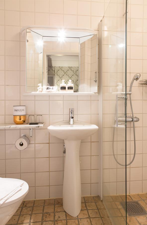 Twin Room,1546195138:JPEG