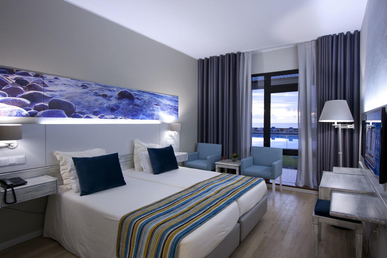 Twin Room,996778408:JPEG