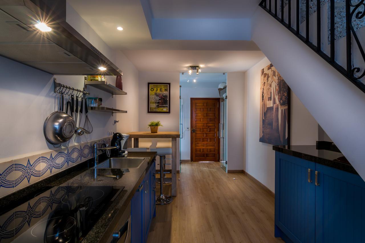 One-Bedroom House,548754774:JPEG