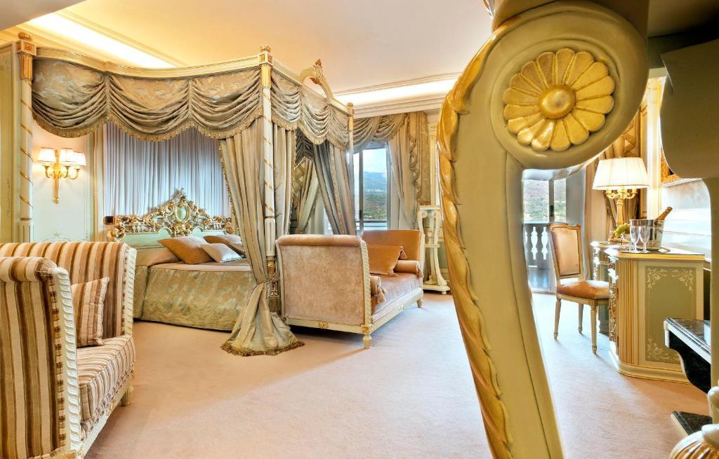 Suite with Lake View,60905962:JPEG