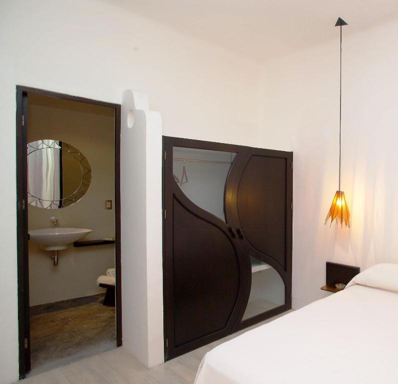 Deluxe Room with Pool View