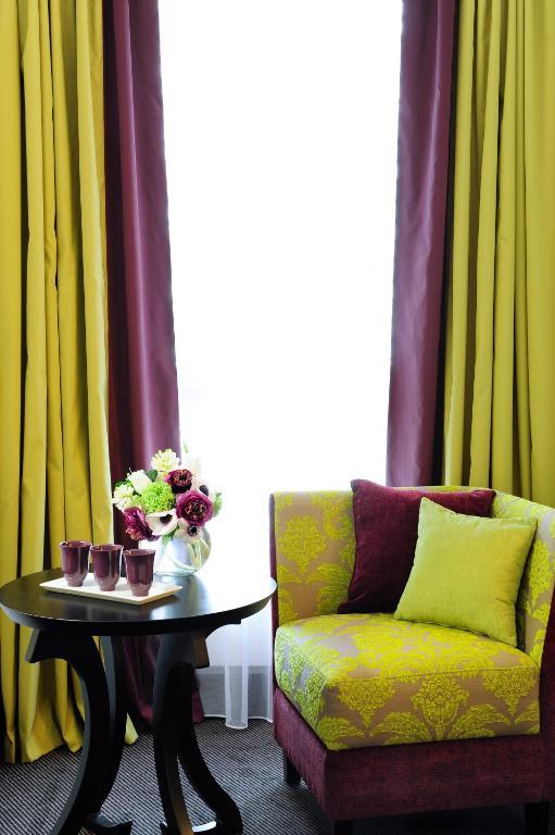 Deluxe Double or Twin Room,61199344:JPEG