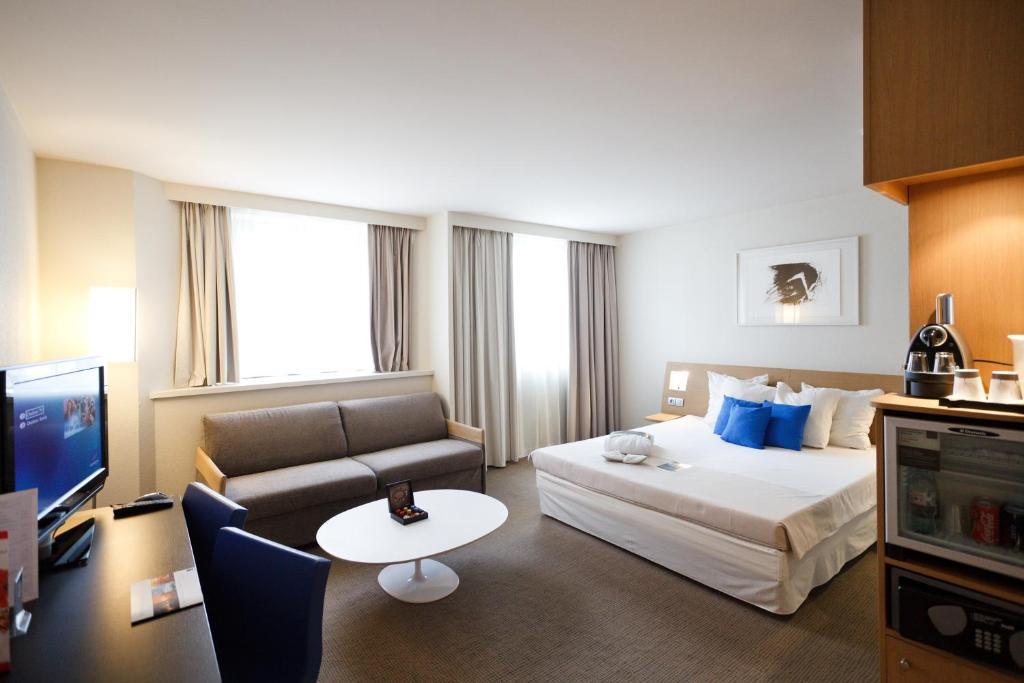 Executive Family Room,1601679504:JPEG