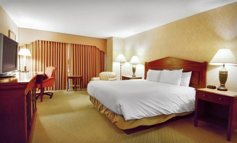 Deluxe Double Room Two Double Beds Non-Smoking