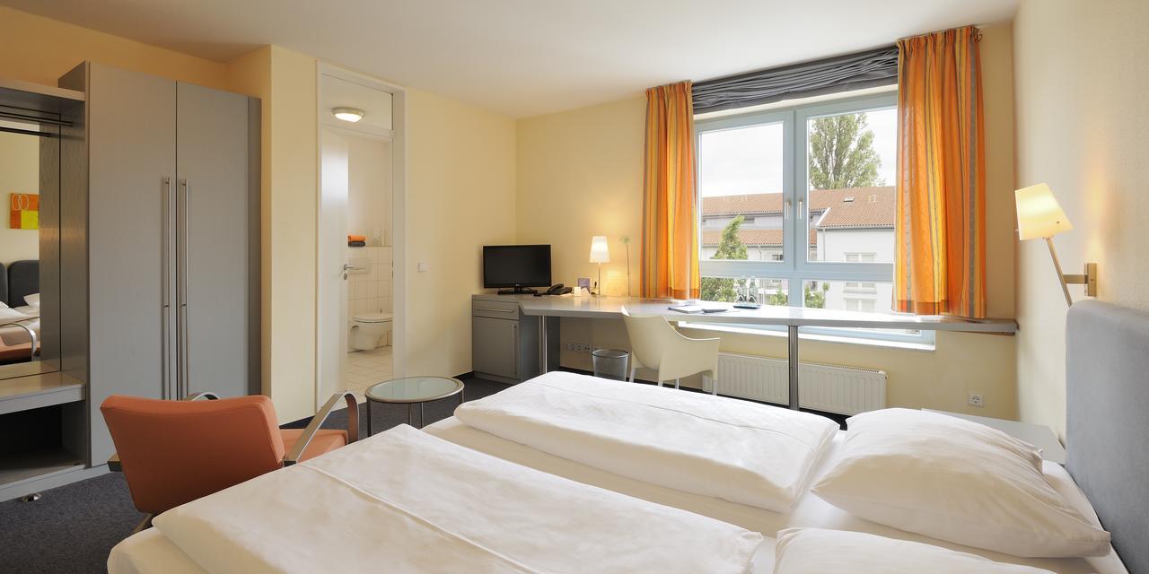 Double Room,631264344:JPEG