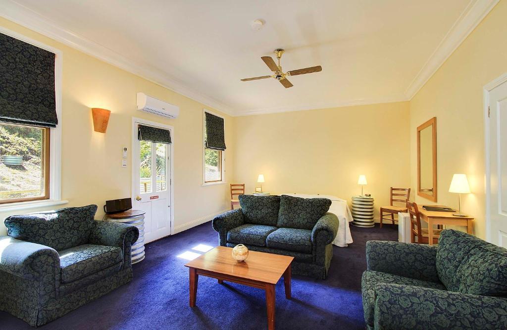 Deluxe Triple Room,69688781:JPEG