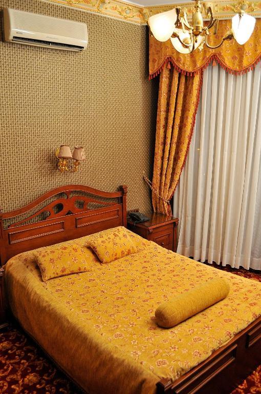 Superior Double Room with Balcony,63983170:JPEG