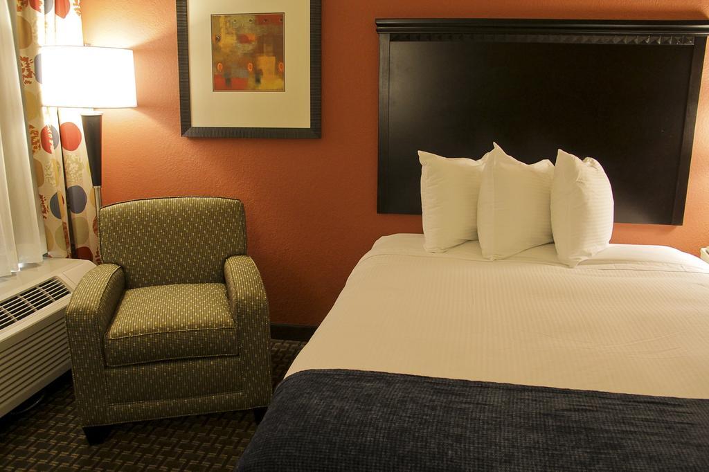 Queen Room Two Queen Beds