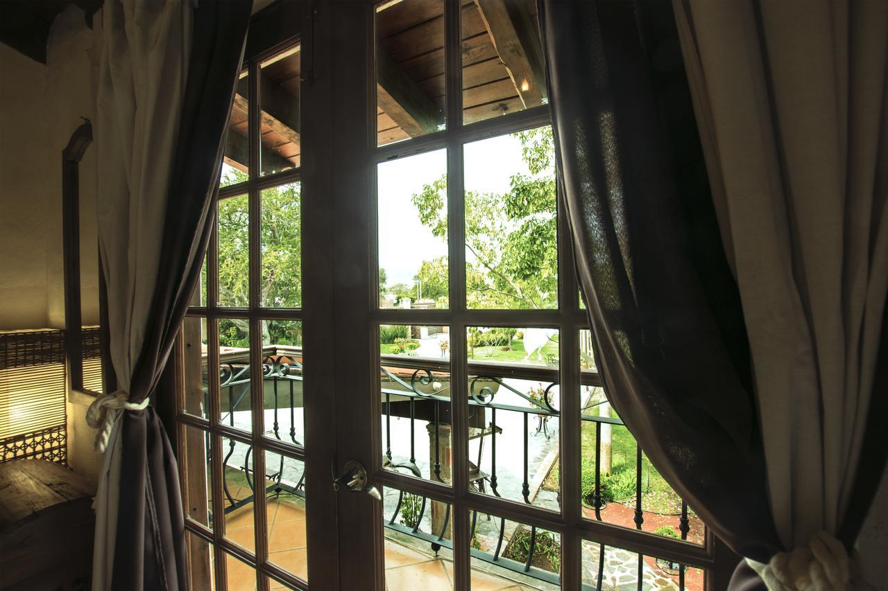 Deluxe Queen Suite