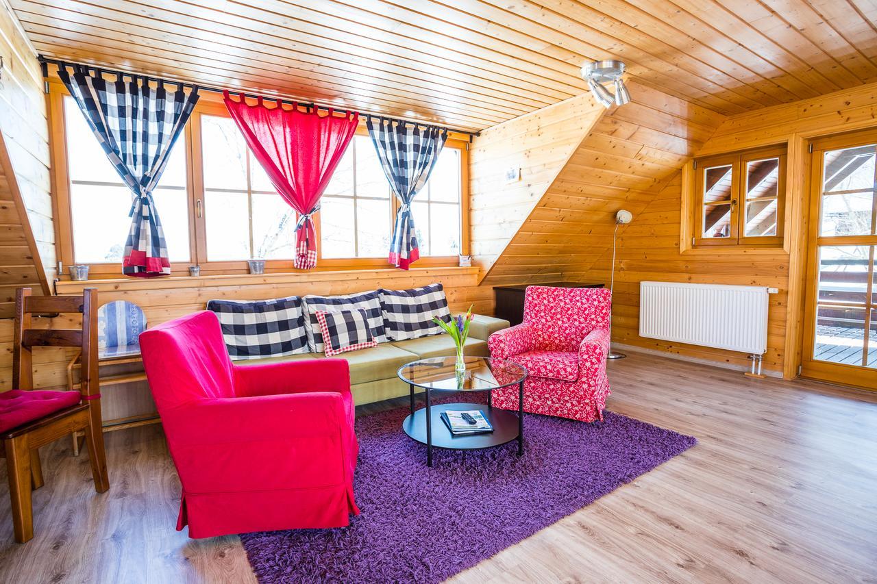 Chalet,642228624:JPEG