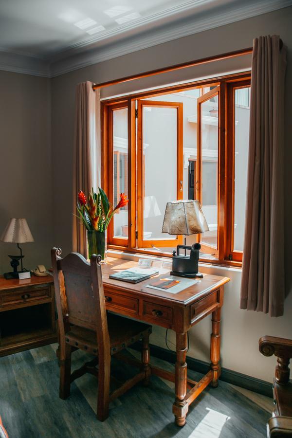 Colonial Single Room