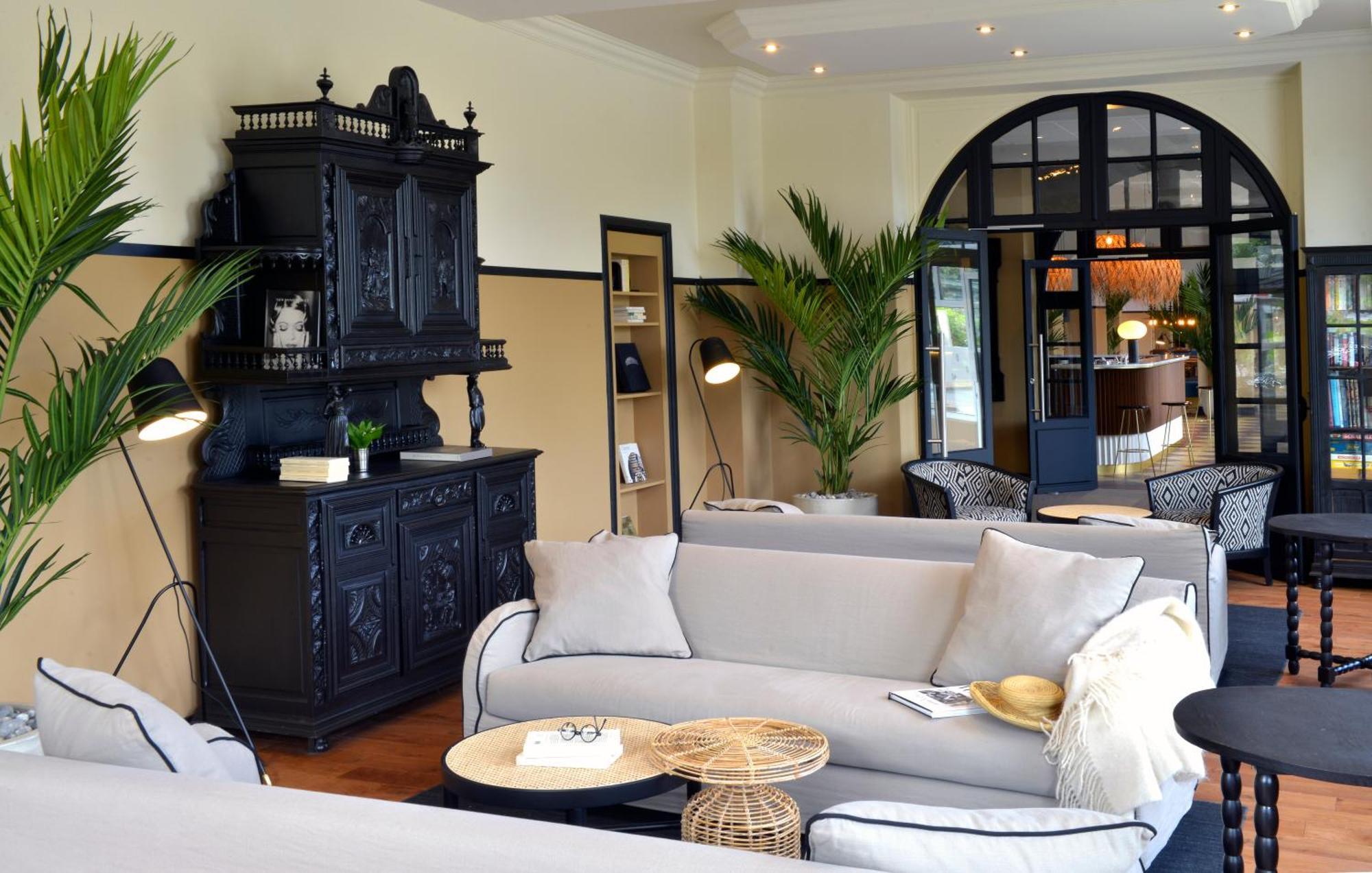 Premium Double Room,1239130216:JPEG