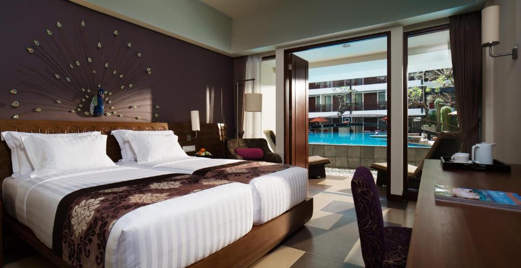 Deluxe Double or Twin Room with Pool Access,688563351:JPEG