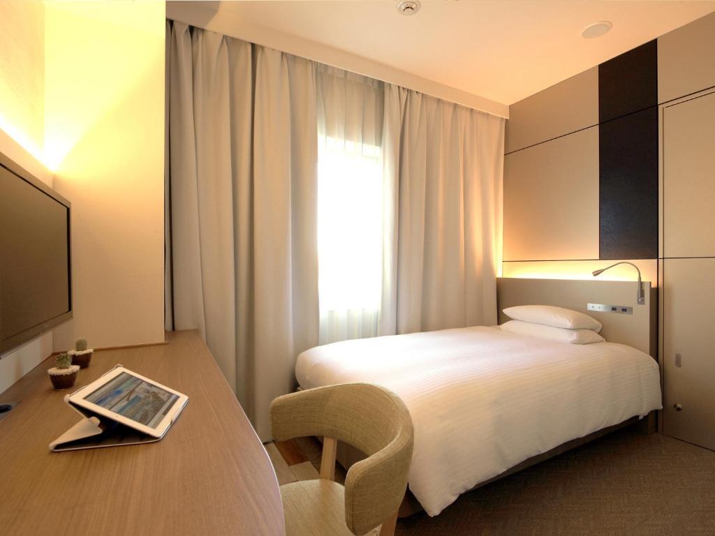 Style Single Room - Non-Smoking - Main Building,816710681:JPEG