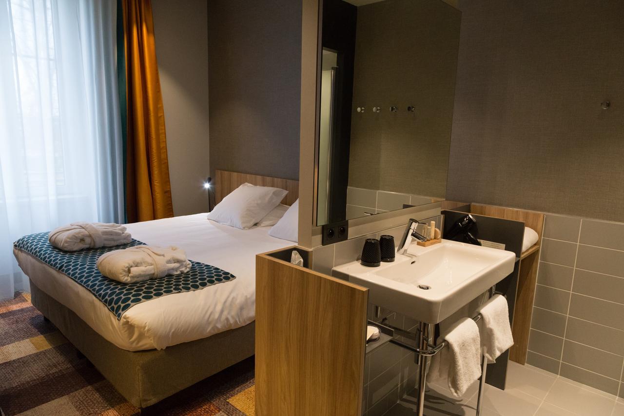Superior Double or Twin Room,843717170:JPEG