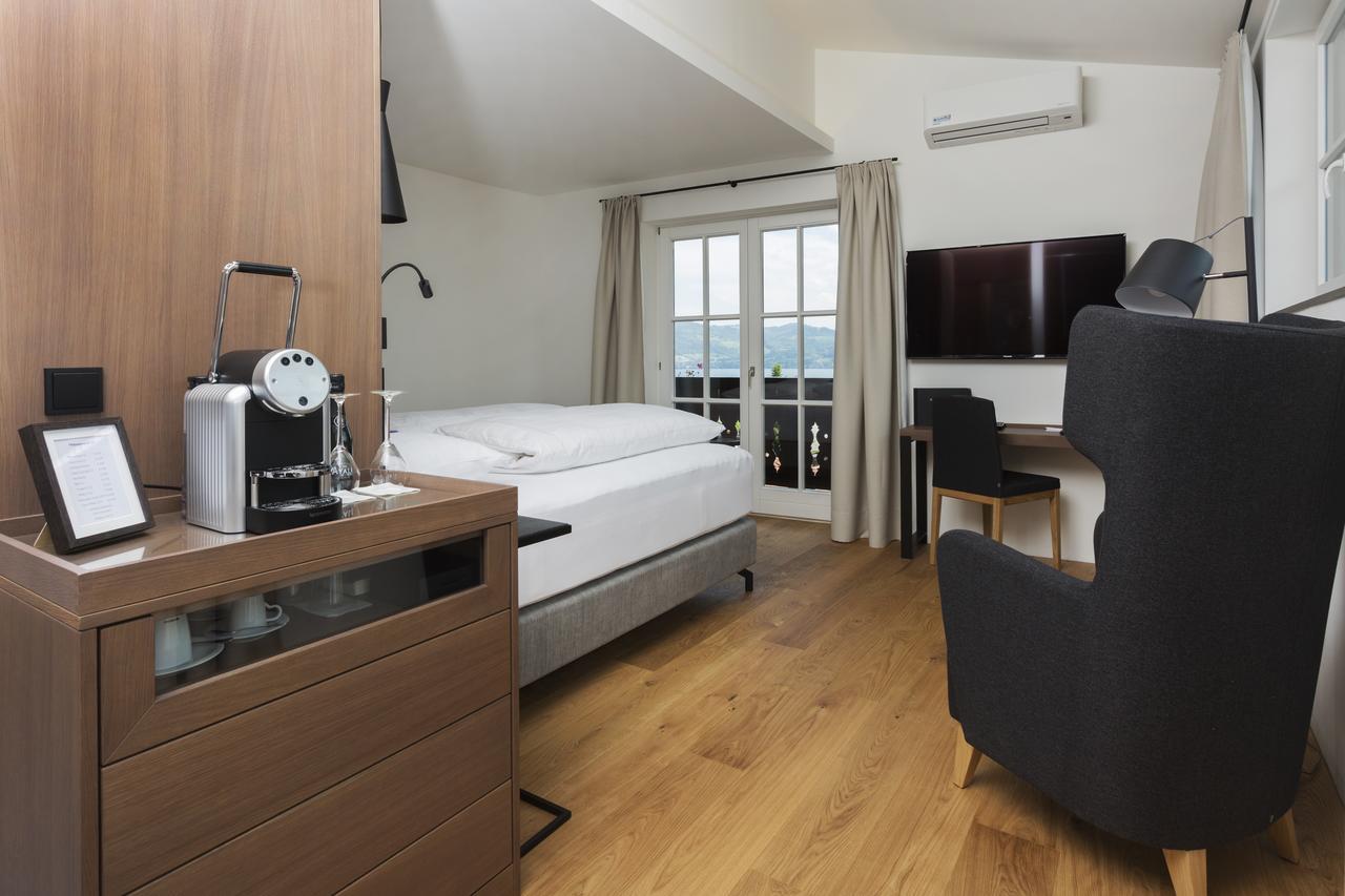 Superior Double Room with Lake View,652841292:JPEG