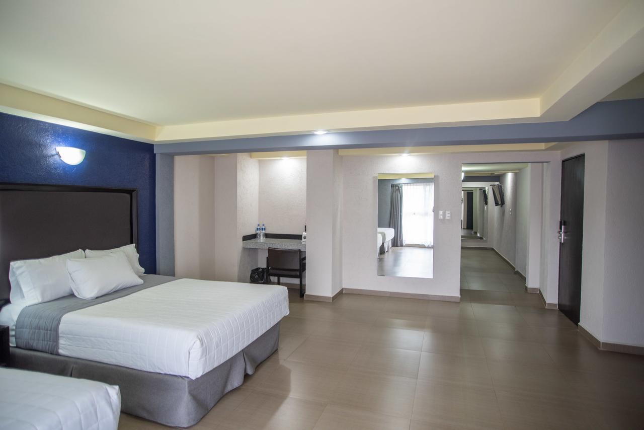 Queen Room Two Queen Beds
