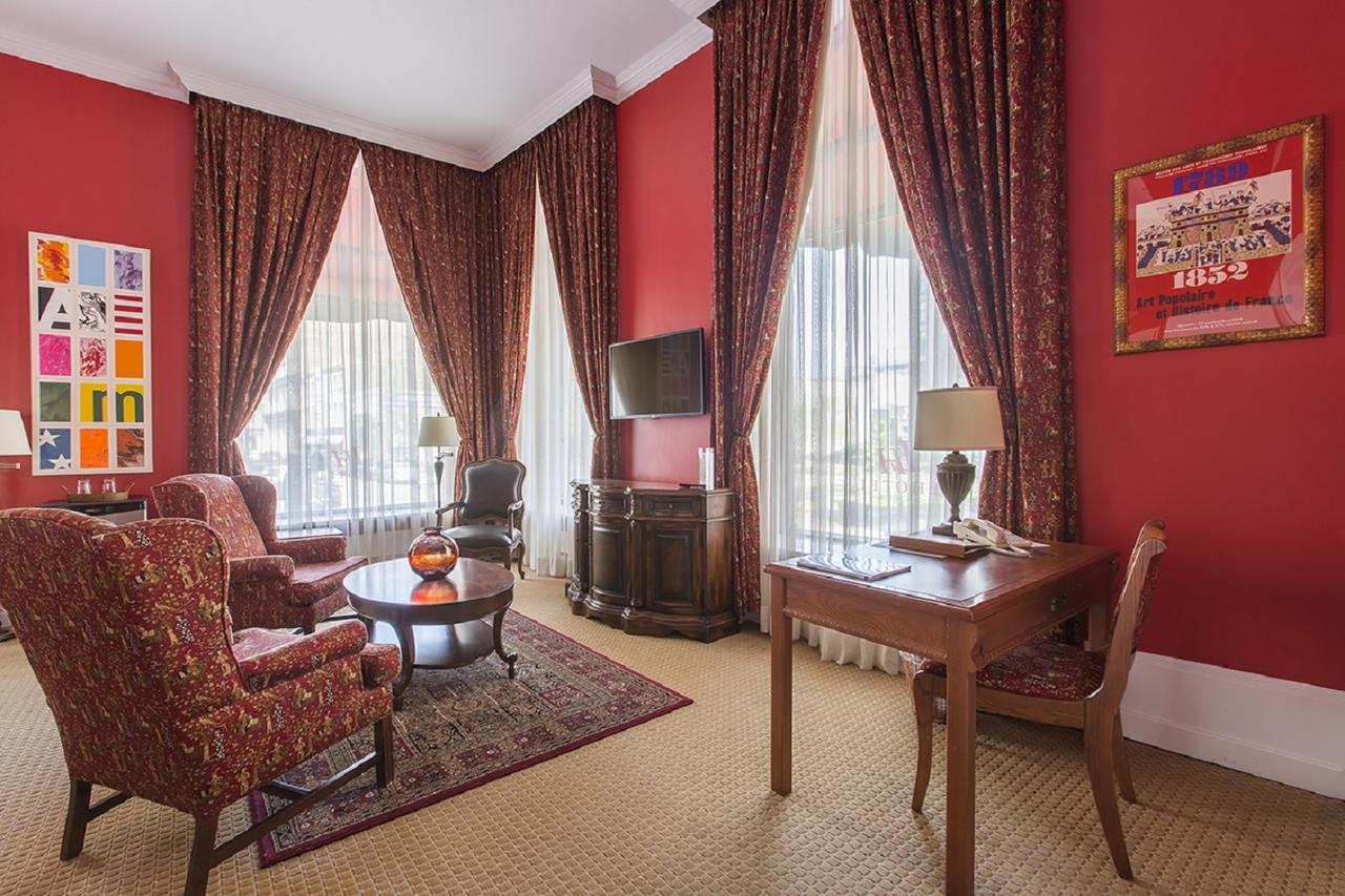 Executive Suite