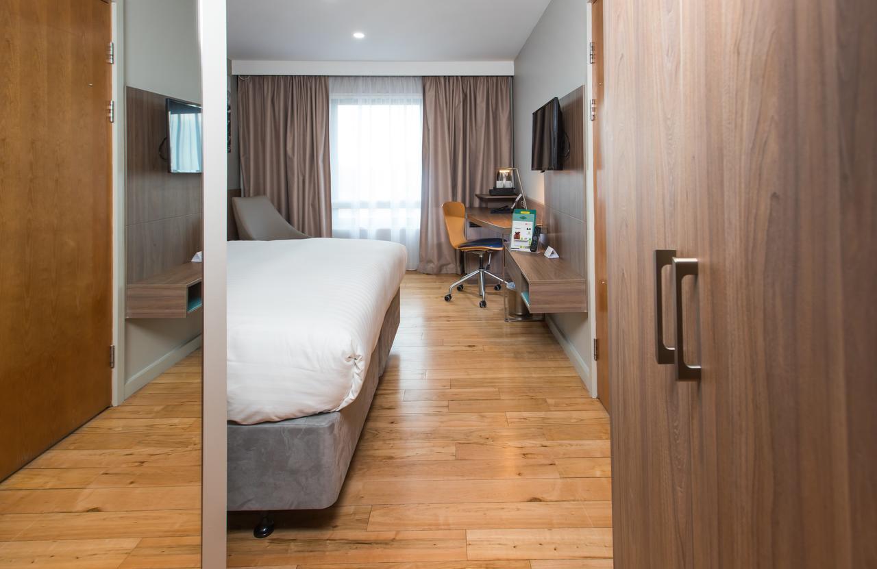 Standard Room,840255794:JPEG