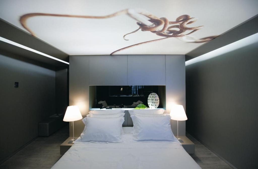 Grand Deluxe Room,1274387395:JPEG