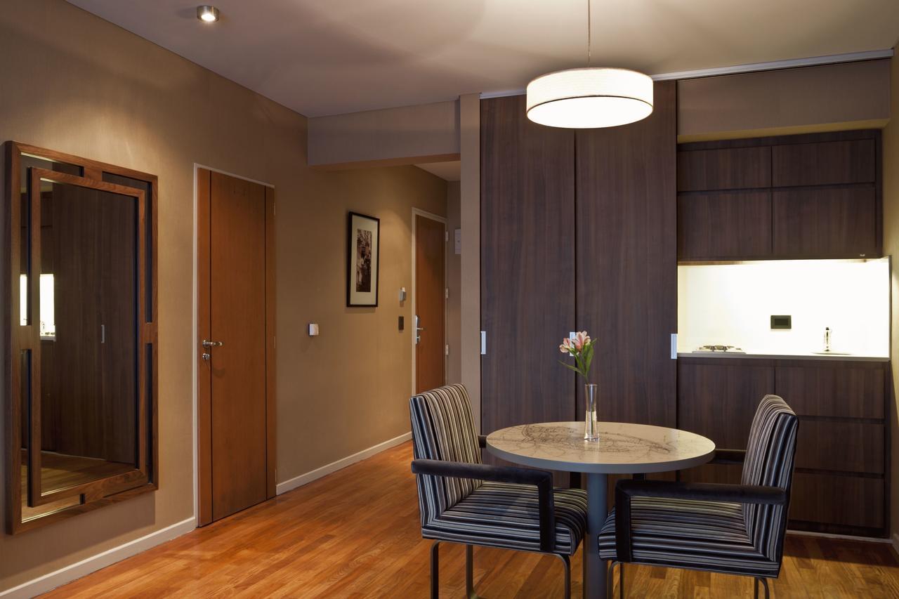 Deluxe Double or Twin Room with City View