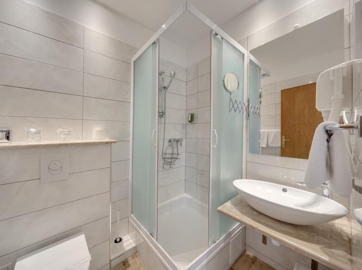 Standard Double or Twin Room Balcony