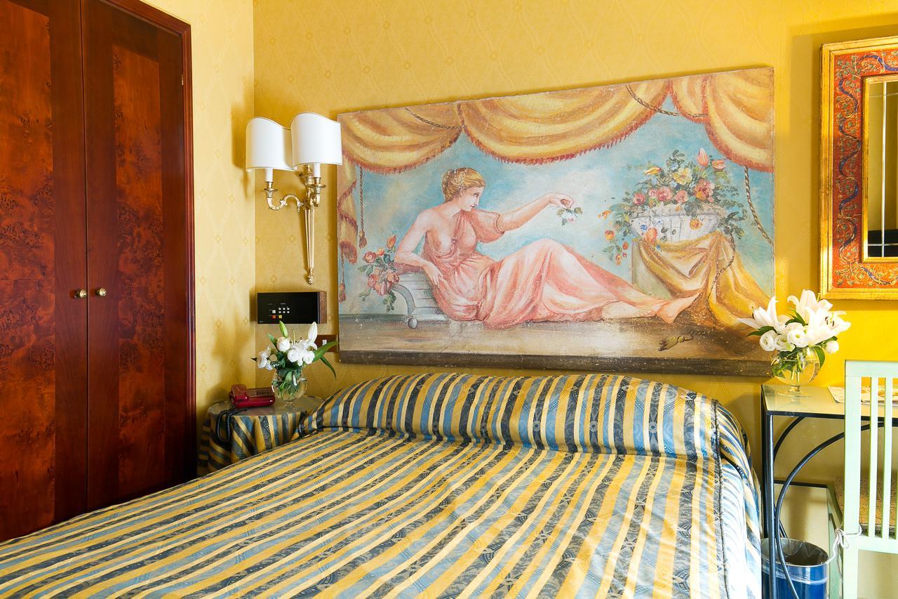 Single Room,666591570:JPEG