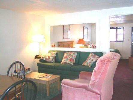 Suite with Two Double Beds - Lake View