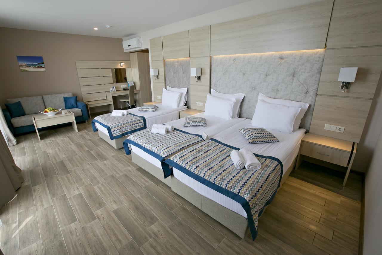 Family Room with Balcony (2 Adults + 2 Children) - Free SPA and Beach Access