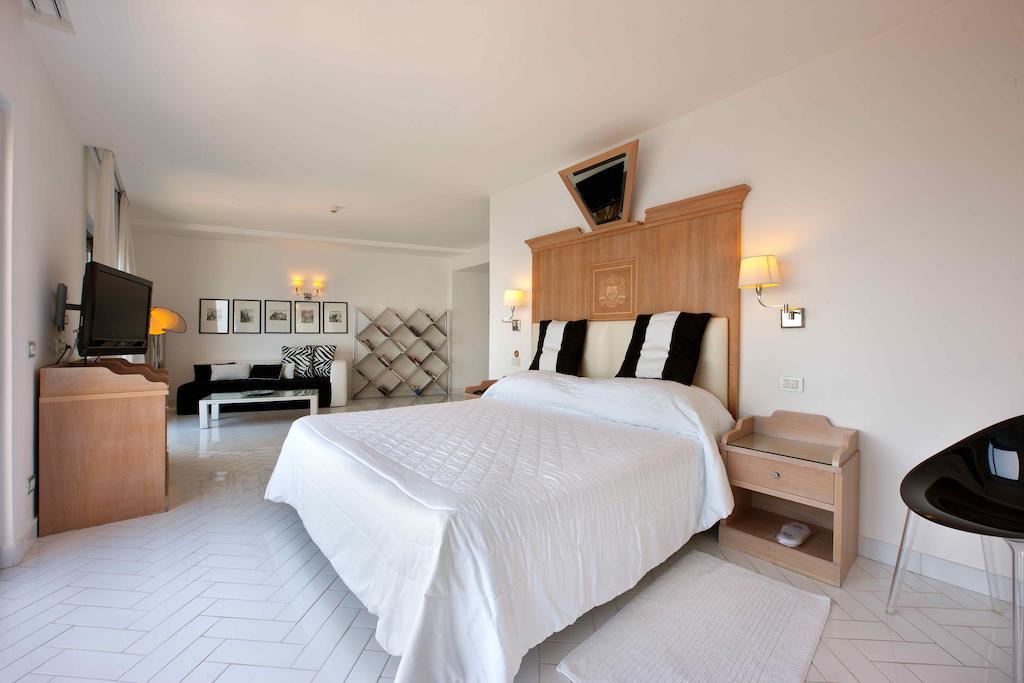 Junior Suite Balcony Sea View
