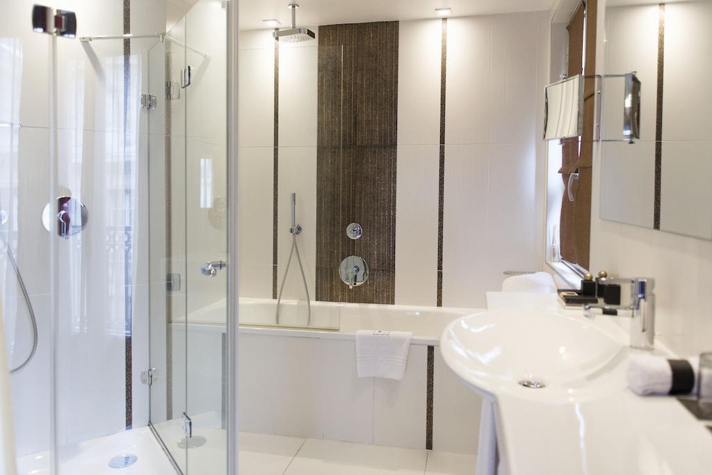 Junior Suite with Opera View and Balcony,256749309:JPEG