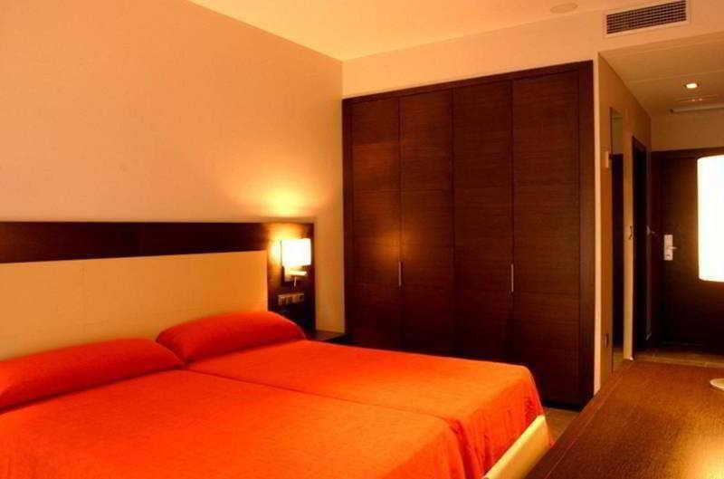 Twin Room,1207697722:JPEG