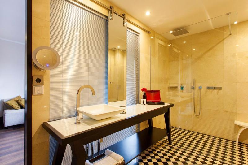 Junior Suite,772142119:JPEG