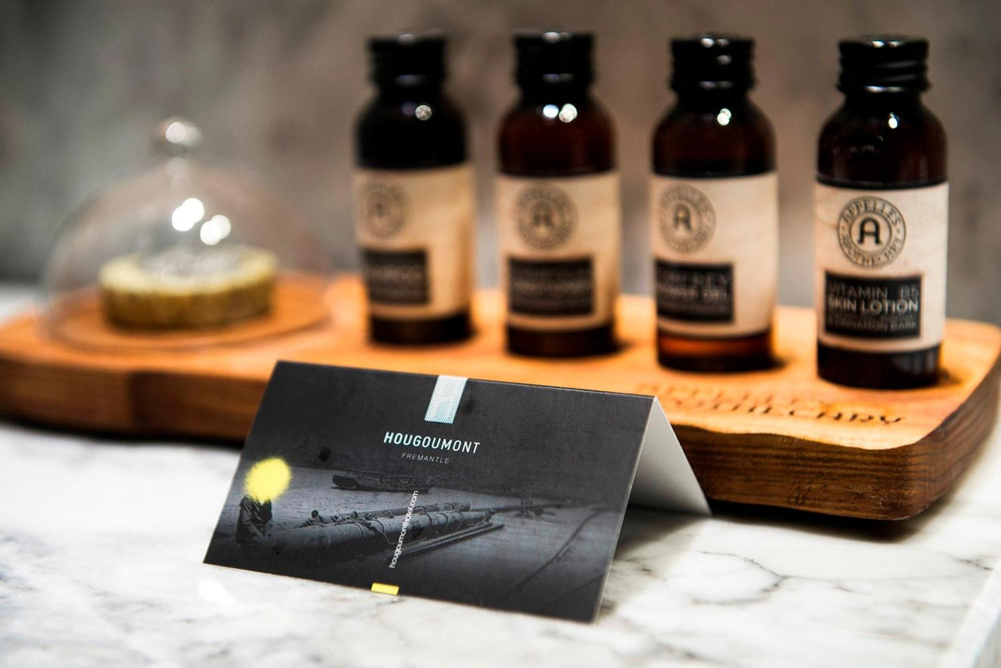 Deluxe Queen Room,682720332:JPEG