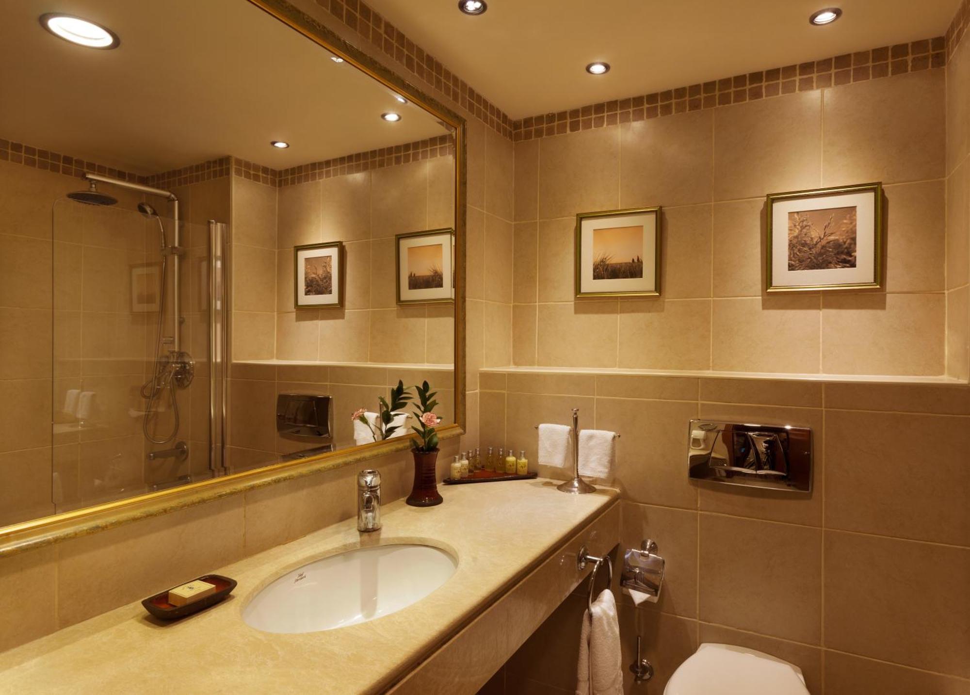 Deluxe Room with Sea View