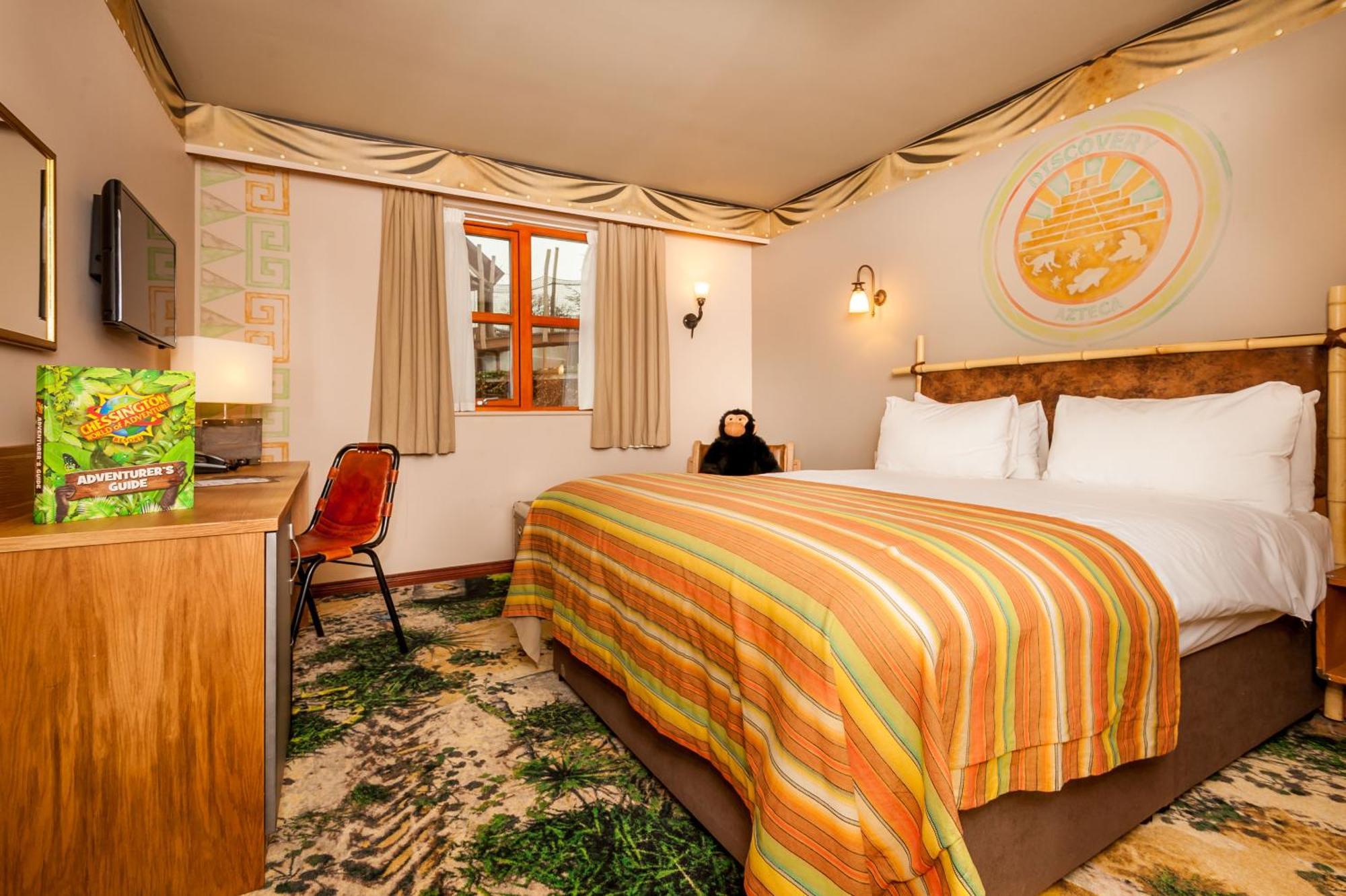 Azteca Discovery Family Room,683751018:JPEG