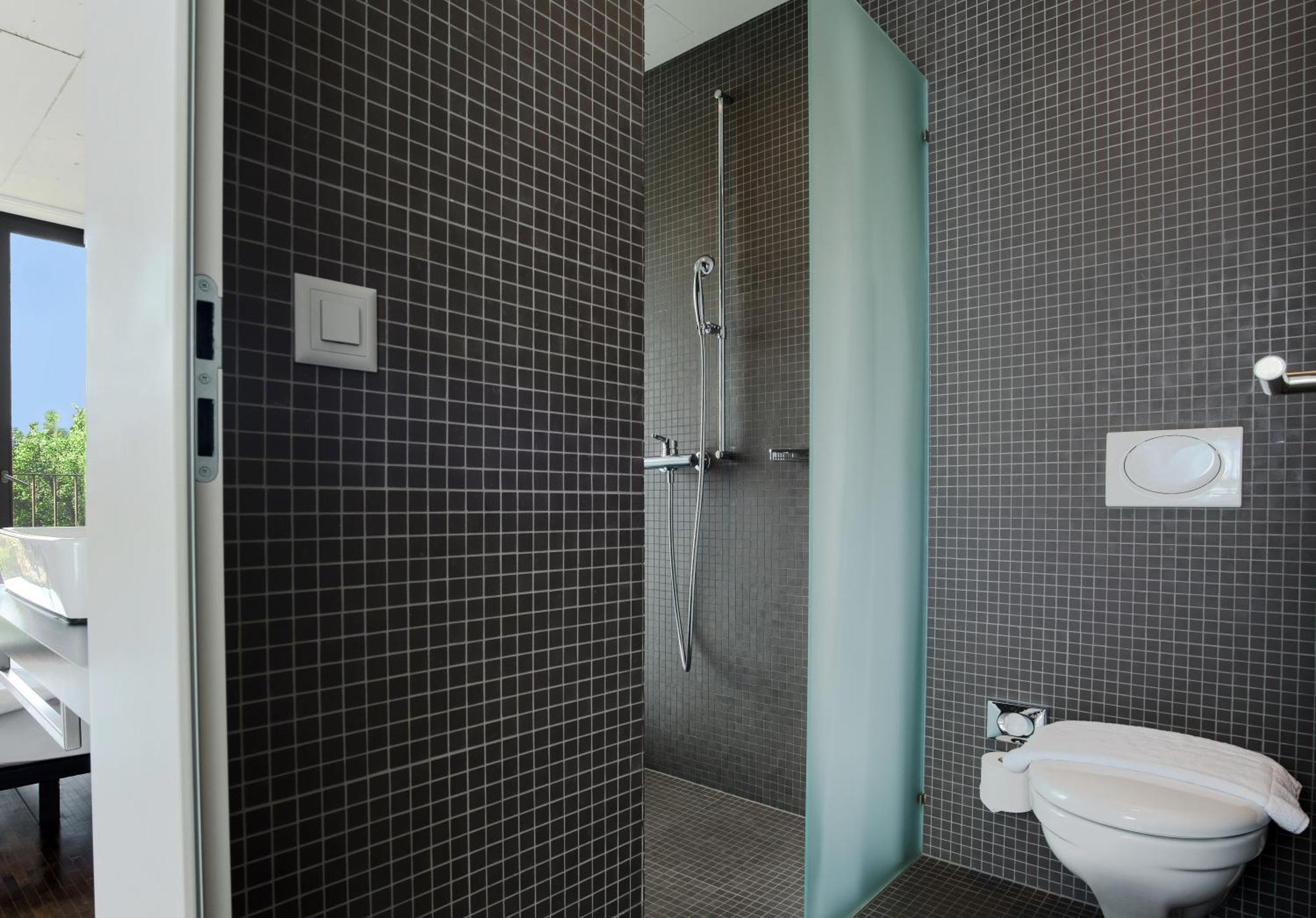 Basic Double Room,688049364:JPEG