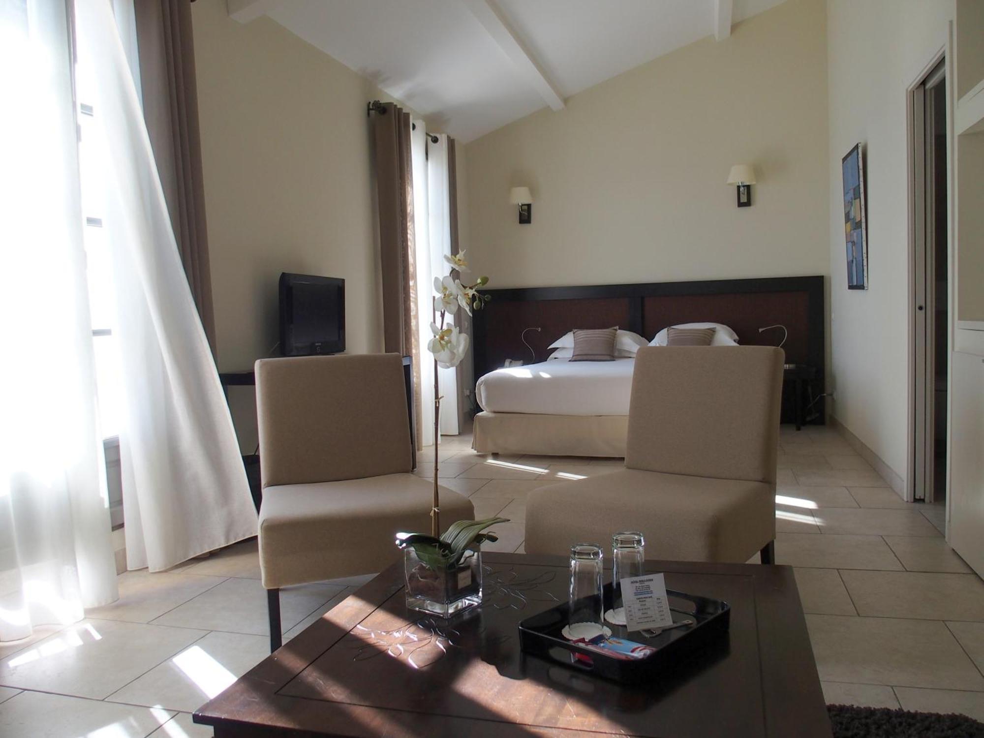 Deluxe Suite Sea View