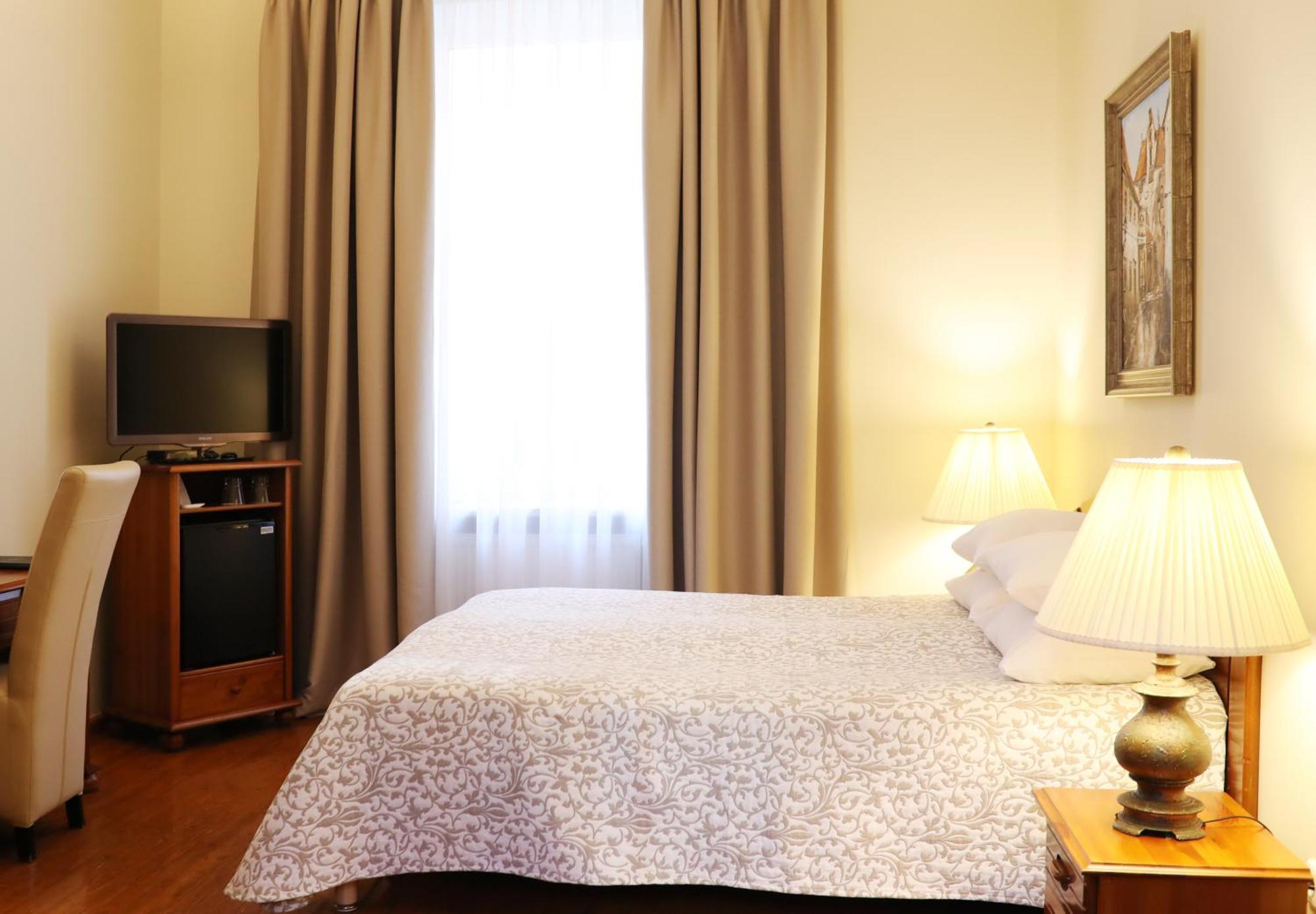 Classic Double Room