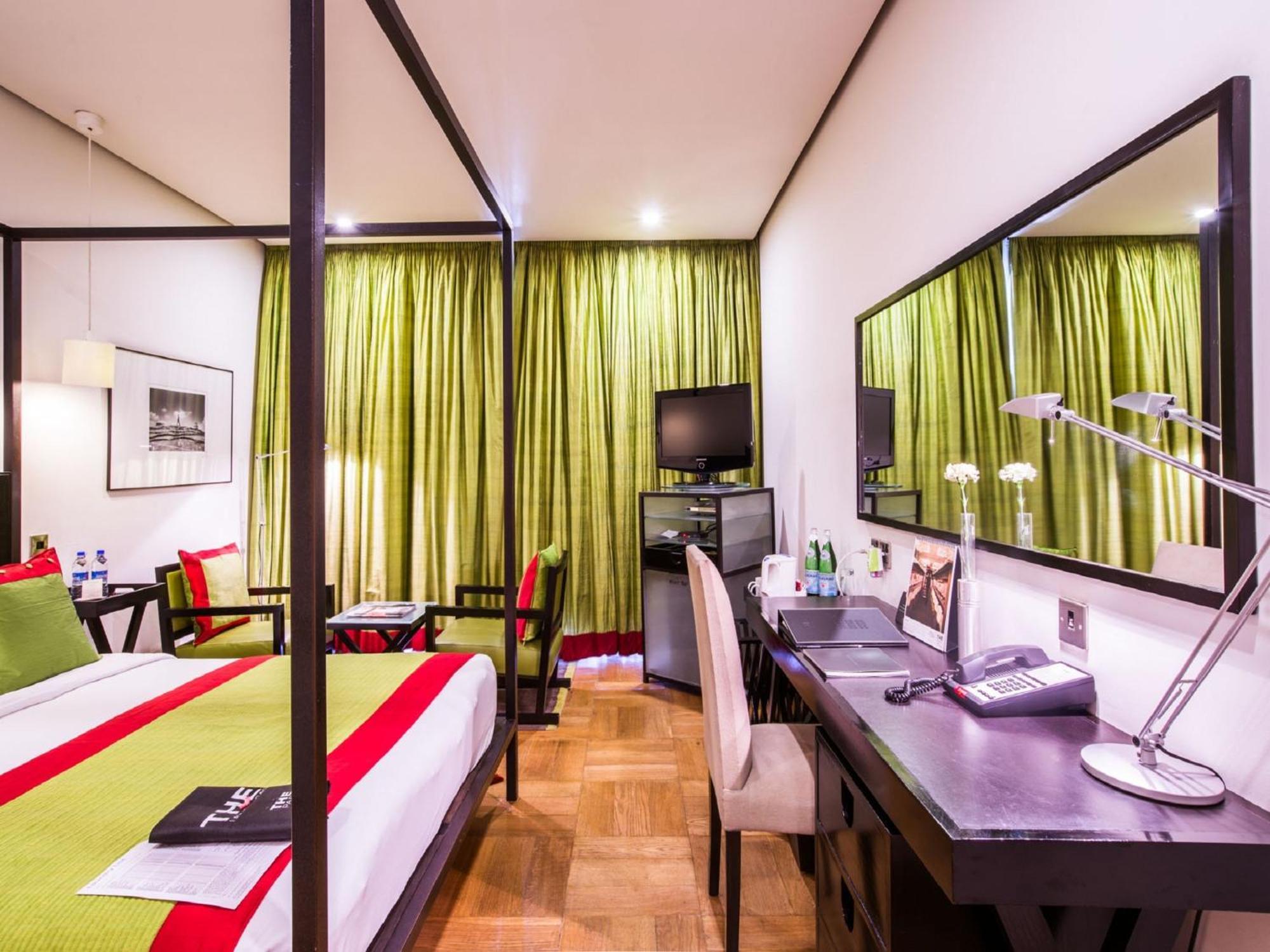 Deluxe Double Room on F&B Happy Hours 11 on selected beverages from 5 to 9 PmSunday to Friday