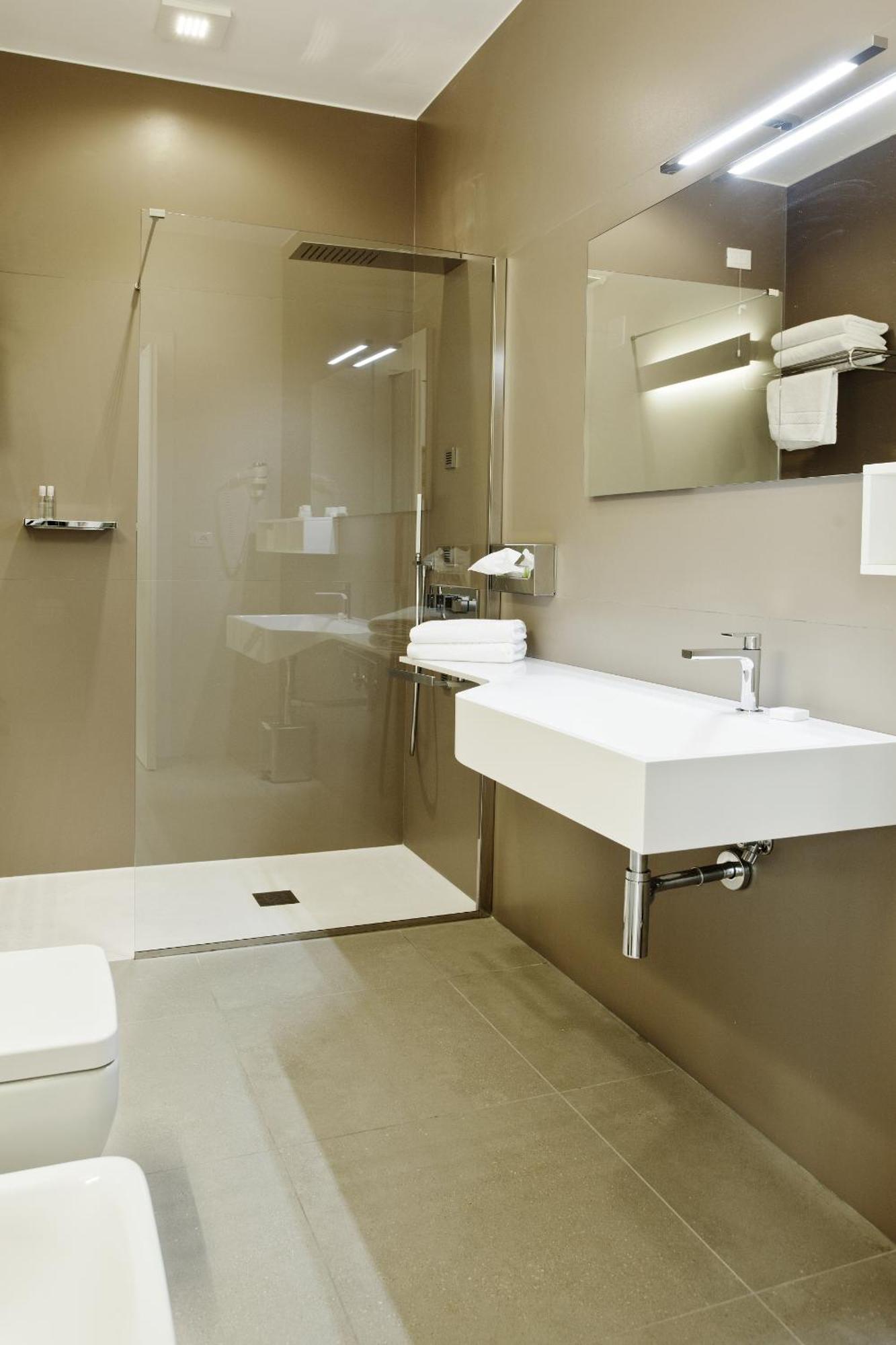 Deluxe Double or Twin Room,1260696937:JPEG