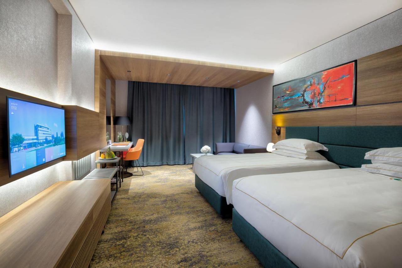 Großes Zweibettzimmer