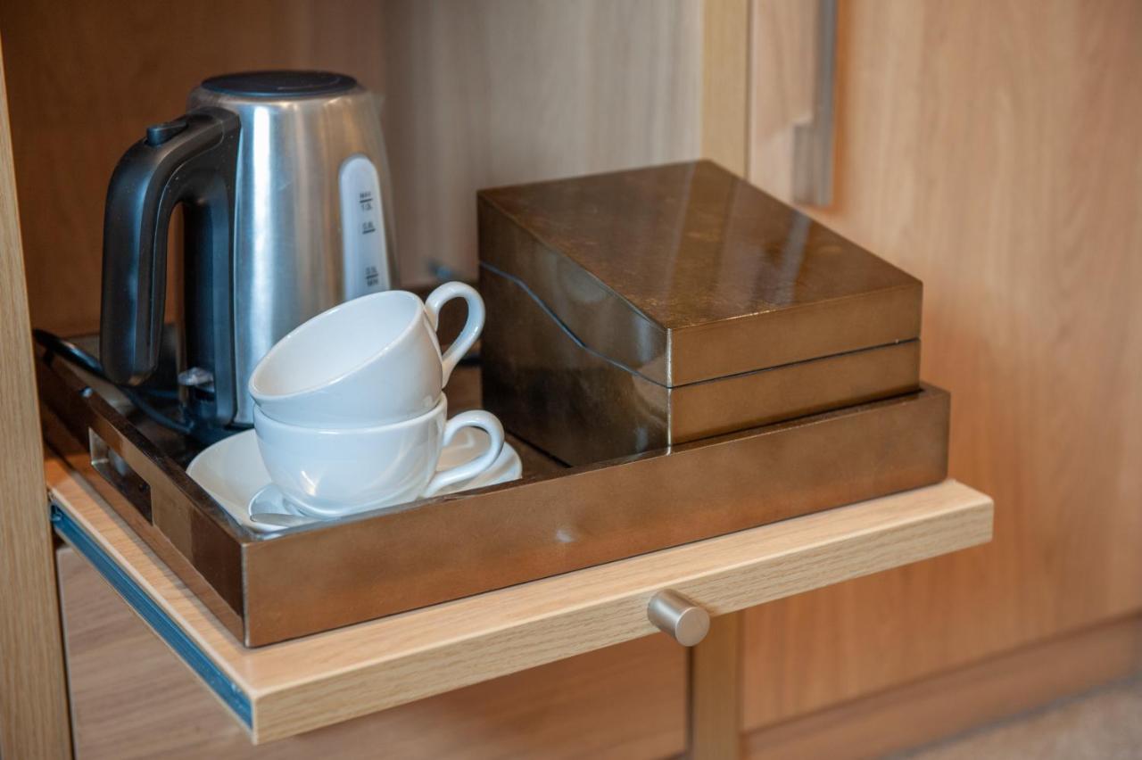 Superior Double or Twin Room,932089870:JPEG