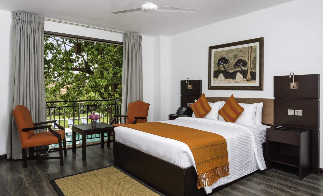 Deluxe Garden View Room Balcony