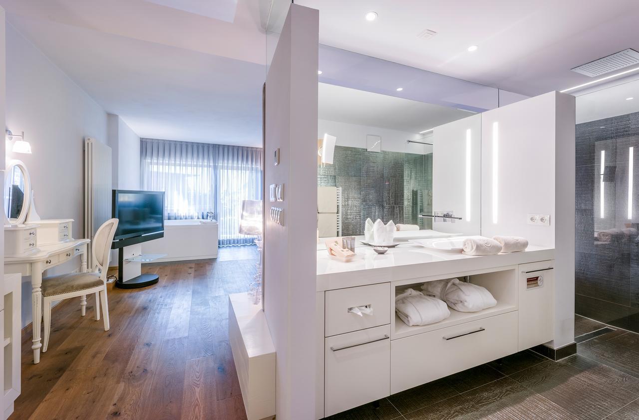 Suite Hot Tub