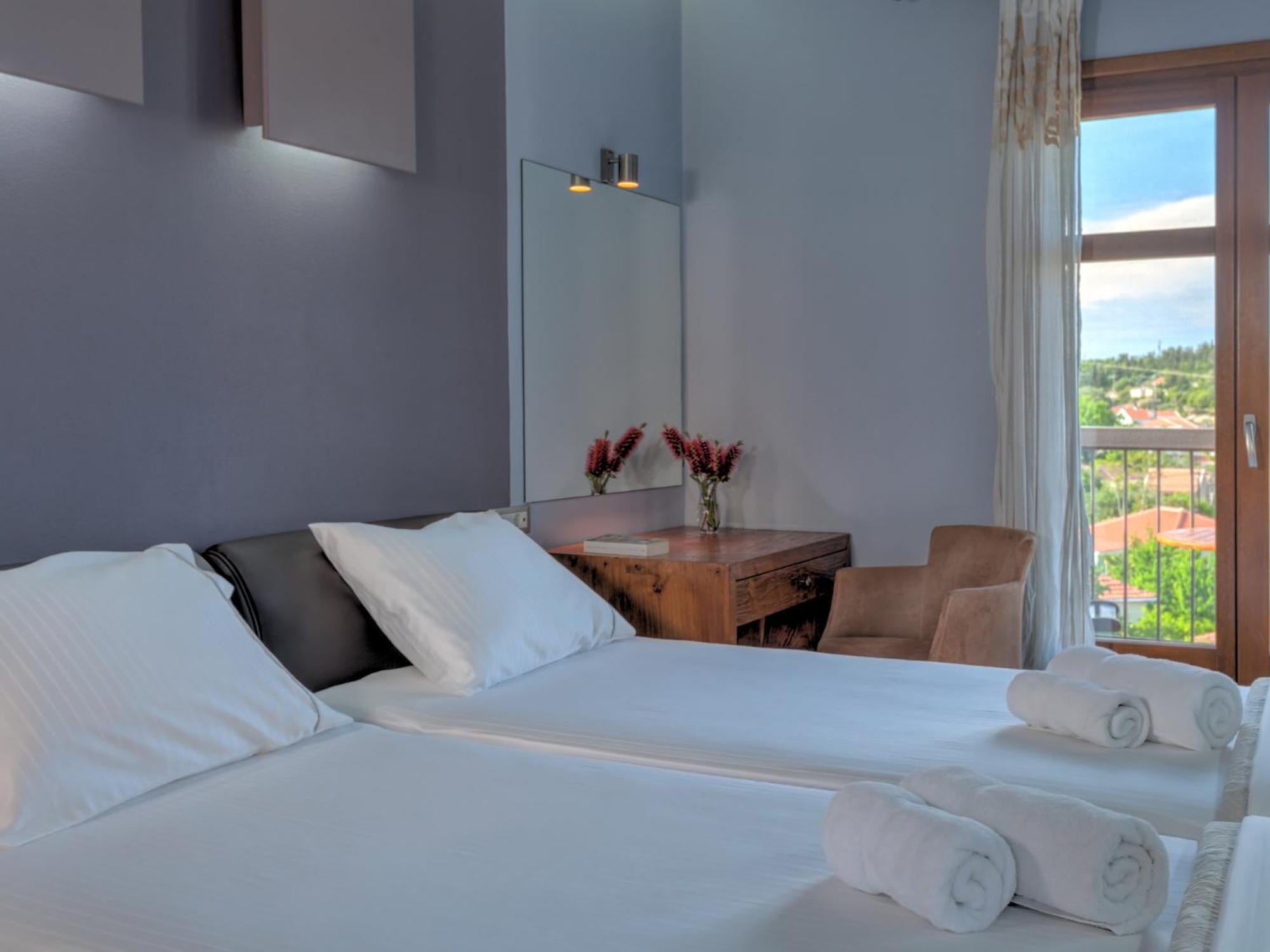 Twin Room - Disability Access,697617729:JPEG