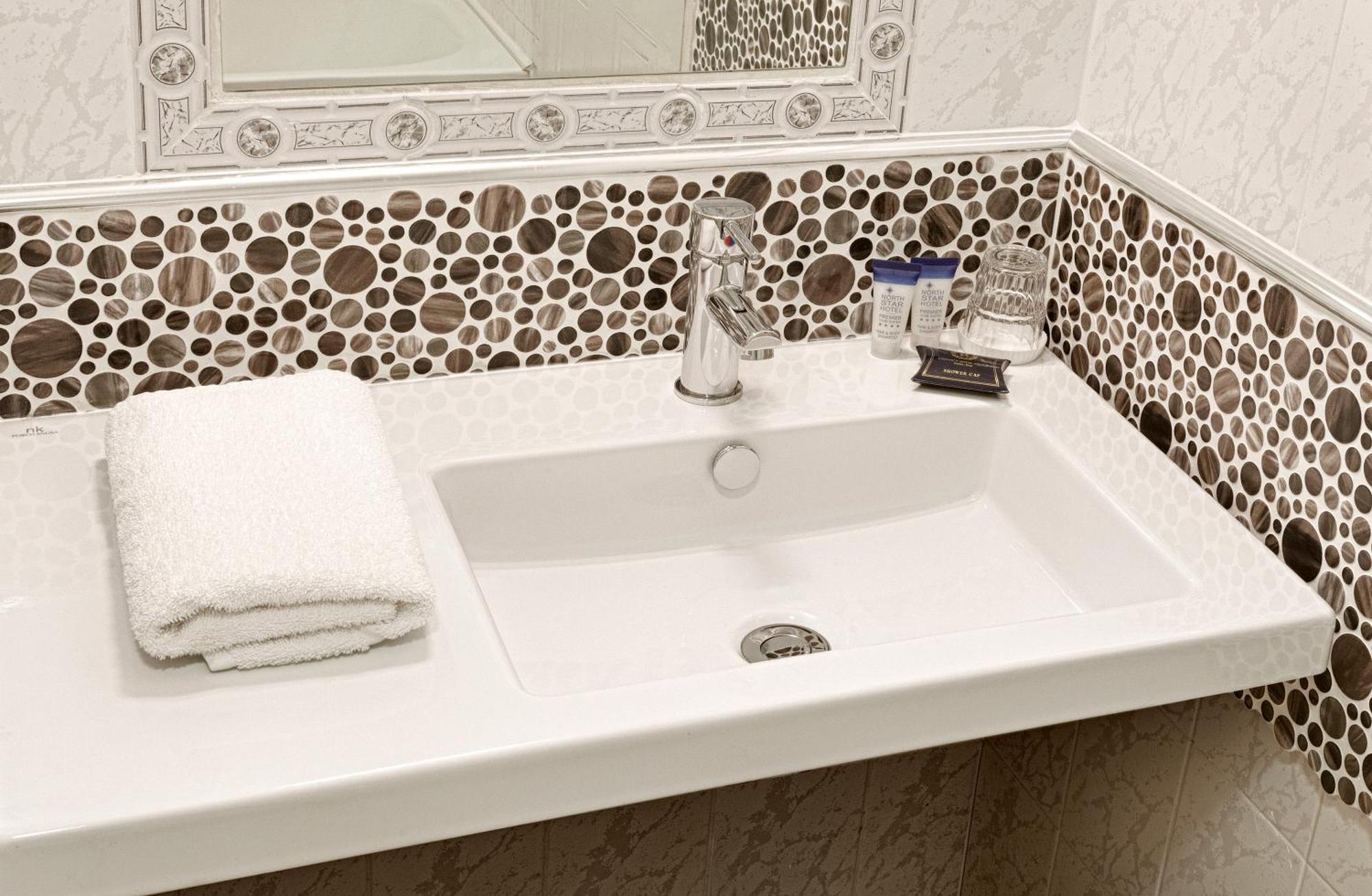 Classic Double Room,1059563299:JPEG